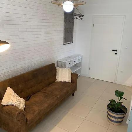 Della Apartment
