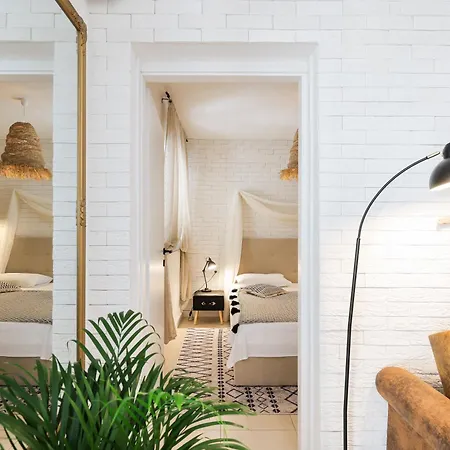 Della * Biograd Na Moru