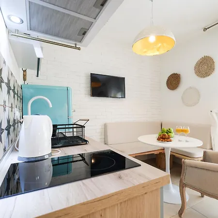 Della Apartmán Biograd Na Moru