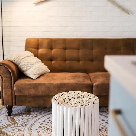 Apartament Della