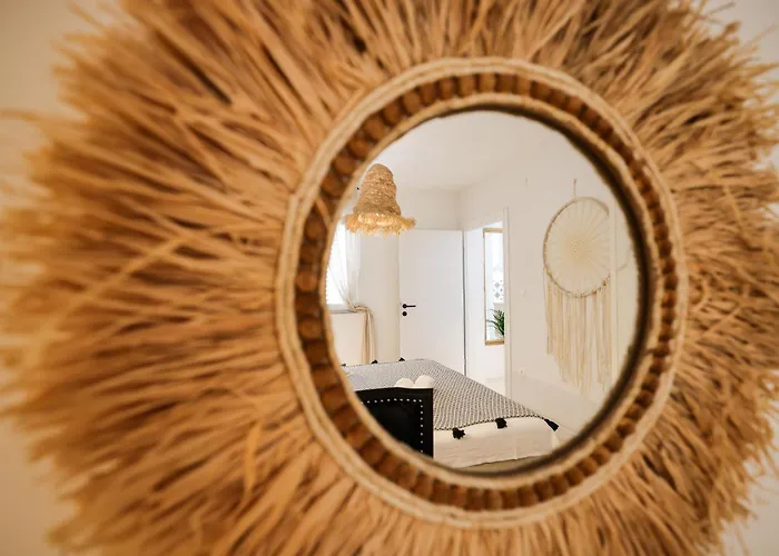 Della ביוגראד נה מורו