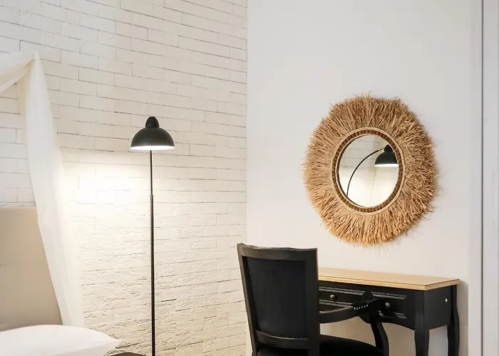 Della דירה ביוגראד נה מורו